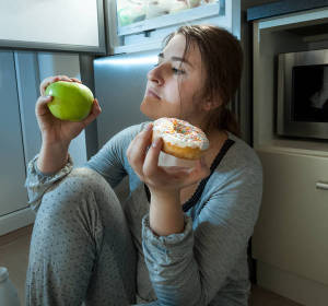 Comer a medianoche es peligroso para la salud Comer a medianoche es peligroso para la salud