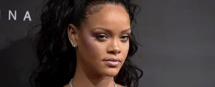 Rihanna presenta su línea de maquillaje, Fenty Beauty, en Londres Rihanna presenta su línea de maquillaje, Fenty Beauty, en Londres