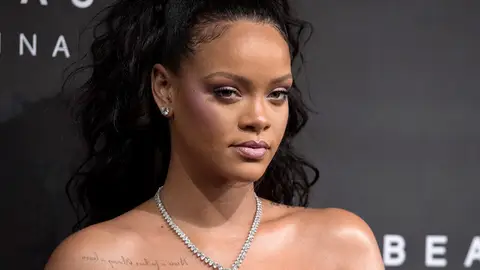 Rihanna presenta su línea de maquillaje, Fenty Beauty, en Londres Rihanna presenta su línea de maquillaje, Fenty Beauty, en Londres