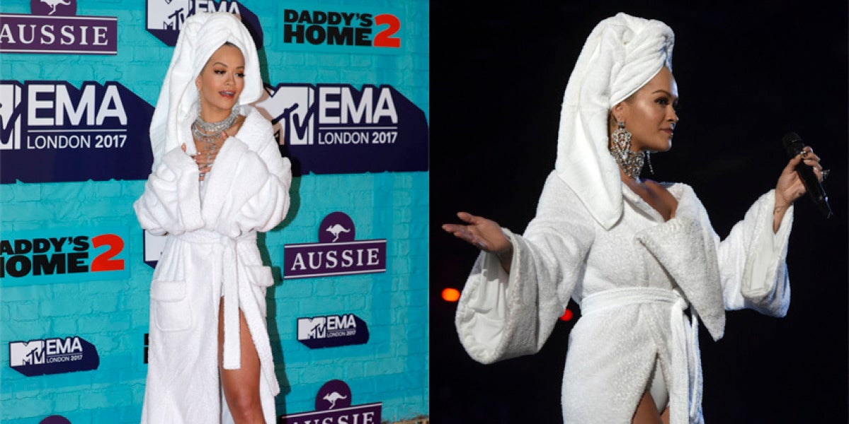 Rita Ora luce un albornoz, de diseño español, en la gala de los MTV EMA's 2017