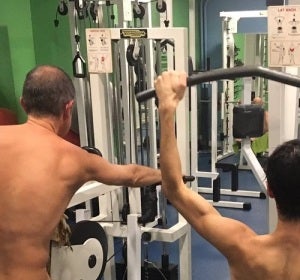 Primer gimnasio nudista del mundo Primer gimnasio nudista del mundo