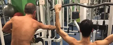 Primer gimnasio nudista del mundo Primer gimnasio nudista del mundo