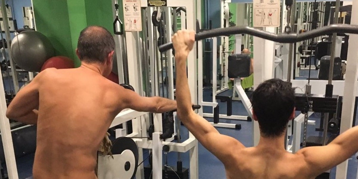 Primer gimnasio nudista del mundo