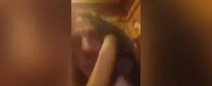 Unas fans rusas atacan a Carles Puyol con un consolador Unas fans rusas atacan a Carles Puyol con un consolador