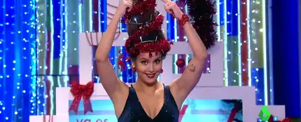 Cristina Pedroche y su peinado de árbol de Navidad Cristina Pedroche y su peinado de árbol de Navidad