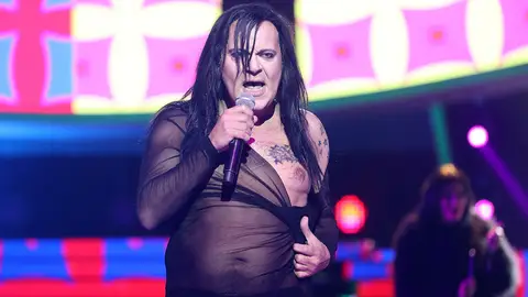 José Corbacho saca pecho para imitar a Mario Vaquerizo y su tema 'Peluquitas' José Corbacho saca pecho para imitar a Mario Vaquerizo y su tema 'Peluquitas'