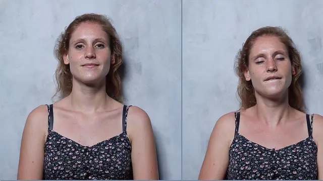 Una mujer tiene un orgasmo