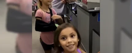 Confunden a un cajero de supermercado con un personaje de Viana Confunden a un cajero de supermercado con un personaje de Viana