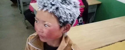 Wang Fuman, el niño que recorre 4,5 km. para llegar a la escuela Wang Fuman, el niño que recorre 4,5 km. para llegar a la escuela