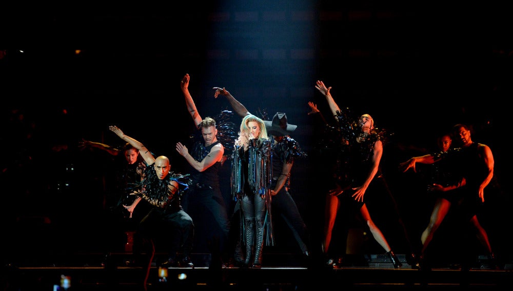 Lady Gaga durante su concierto en Montreal (Canadá)