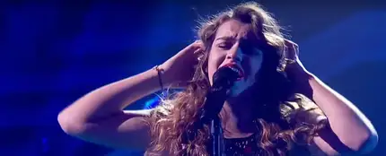 Amaia Romero interpretando 'Love On The Brain' de Rihanna Amaia Romero interpretando 'Love On The Brain' de Rihanna
