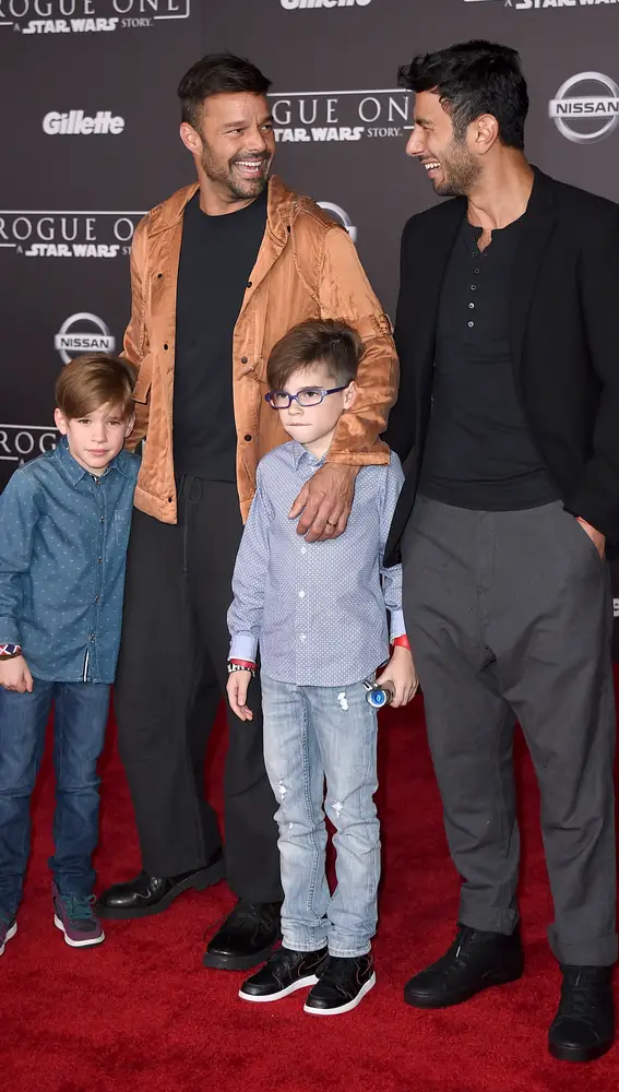 Ricky Martin junto a su marido y sus dos hijos