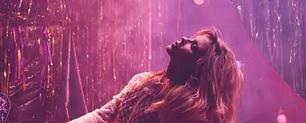 Kylie Minogue estrena el videoclip de 'Dancing' Kylie Minogue estrena el videoclip de 'Dancing'