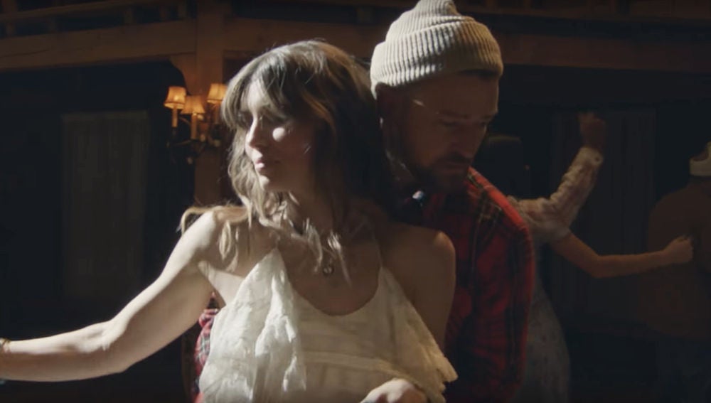 Jessica Biel y Justin Timberlake en el videoclip de 'Man Of The Woods'