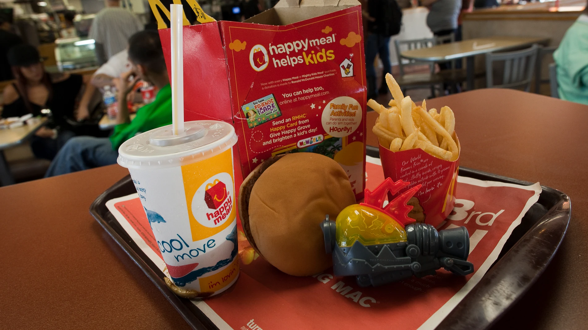 Un menú Happy Meal Un menú Happy Meal