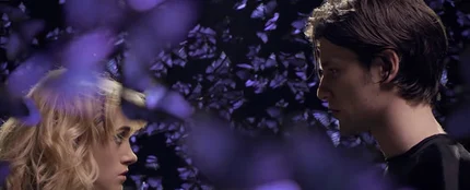 James Bay y Natalia Dyer en 'Wild Love' James Bay y Natalia Dyer en 'Wild Love'