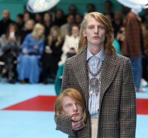 Polémico desfile de Gucci en Milán Polémico desfile de Gucci en Milán