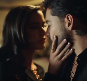 Maluma y Natalia Barulich en el videoclip de 'Felices los 4' Maluma y Natalia Barulich en el videoclip de 'Felices los 4'