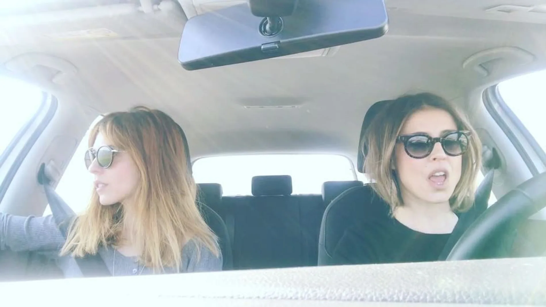 Leticia Dolera baila 'Lo Malo' junto a dos amigas Leticia Dolera baila 'Lo Malo' junto a dos amigas