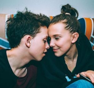 Millie Bobby Brown y Jacob Sartorius Millie Bobby Brown y Jacob Sartorius