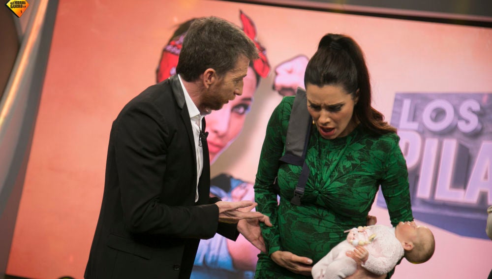 Pilar Rubio, asusta a Pablo Motos con un parto en directo en 'El Hormiguero 3.0': "He dilatado un centímetro"