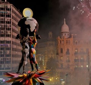 Con la Cremá de la Falla Municipal terminan las Fallas 2018 Con la Cremá de la Falla Municipal terminan las Fallas 2018