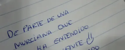 La respuesta de una chica a un hombre que se mete con los murcianos La respuesta de una chica a un hombre que se mete con los murcianos