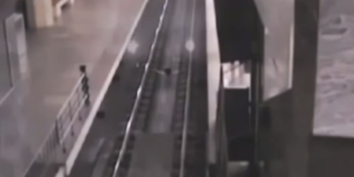 Tren fantasma en China