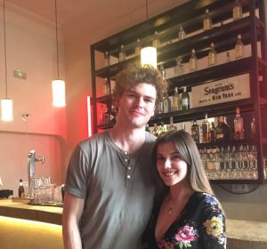 Patricia Rey junto a Vance Joy Patricia Rey junto a Vance Joy