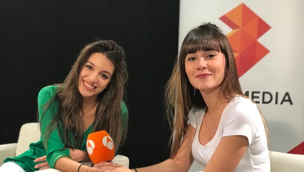 Ana Guerra y Aitana en el Facebook Live de Antena 3