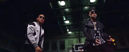 Wisin y Ozuna en el vídeo de 'Quisiera Alejarme' Wisin y Ozuna en el vídeo de 'Quisiera Alejarme'