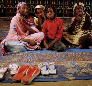 Un grupo de niñas de Mauritania Un grupo de niñas de Mauritania