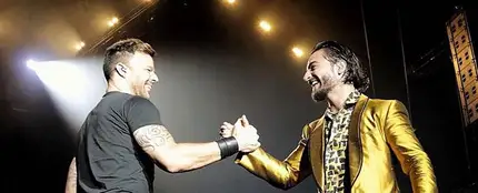 Maluma invita a Ricky Martin a su concierto de Los Ángeles Maluma invita a Ricky Martin a su concierto de Los Ángeles