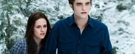 Bella y Edward en La saga Crepúsculo - Amanecer Bella y Edward en La saga Crepúsculo - Amanecer