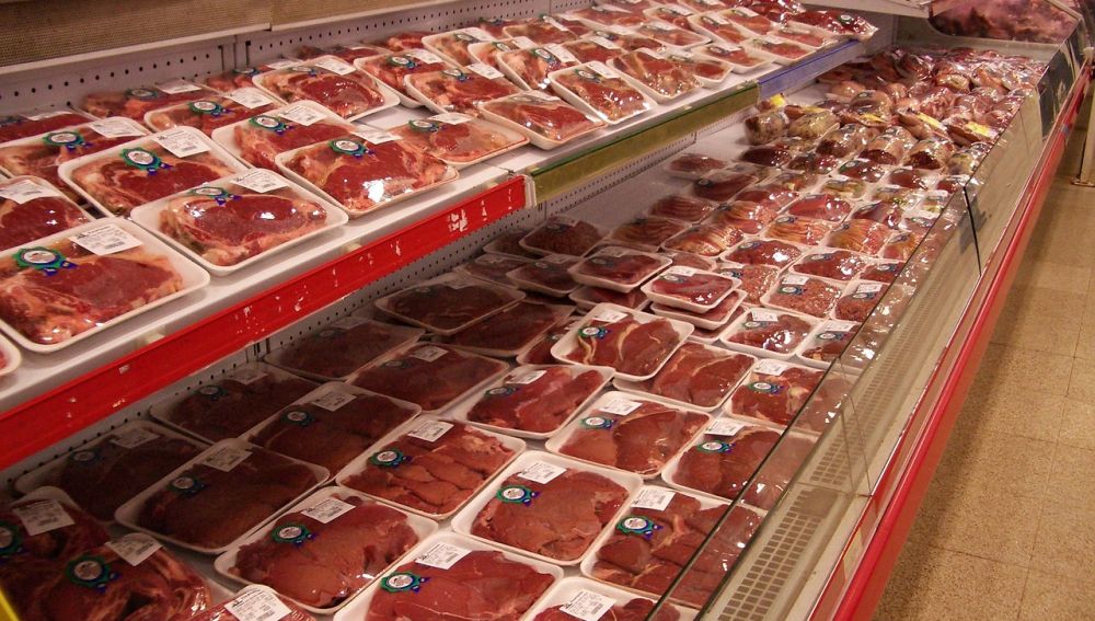 ¿Los poderes públicos deberían intervenir hasta el punto de desincentivar el consumo de carne?