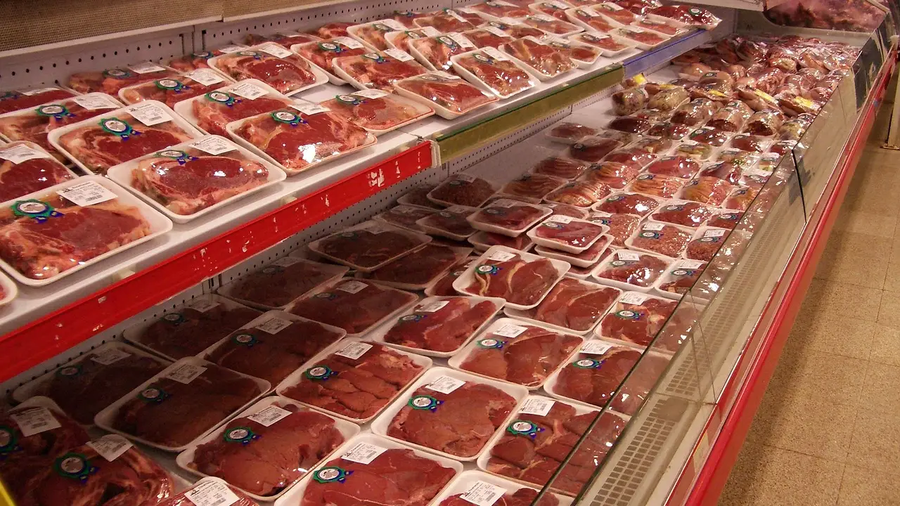 ¿Los poderes públicos deberían intervenir hasta el punto de desincentivar el consumo de carne? ¿Los poderes públicos deberían intervenir hasta el punto de desincentivar el consumo de carne?