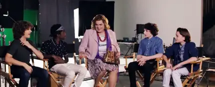 Paquita Salas con los niños de 'Stranger Things' Paquita Salas con los niños de 'Stranger Things'