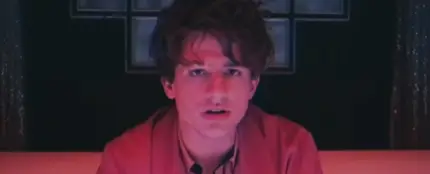 Charlie Puth en el vídeo de 'Done For Me' Charlie Puth en el vídeo de 'Done For Me'