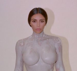 El molde del cuerpo de Kim Kardashian El molde del cuerpo de Kim Kardashian