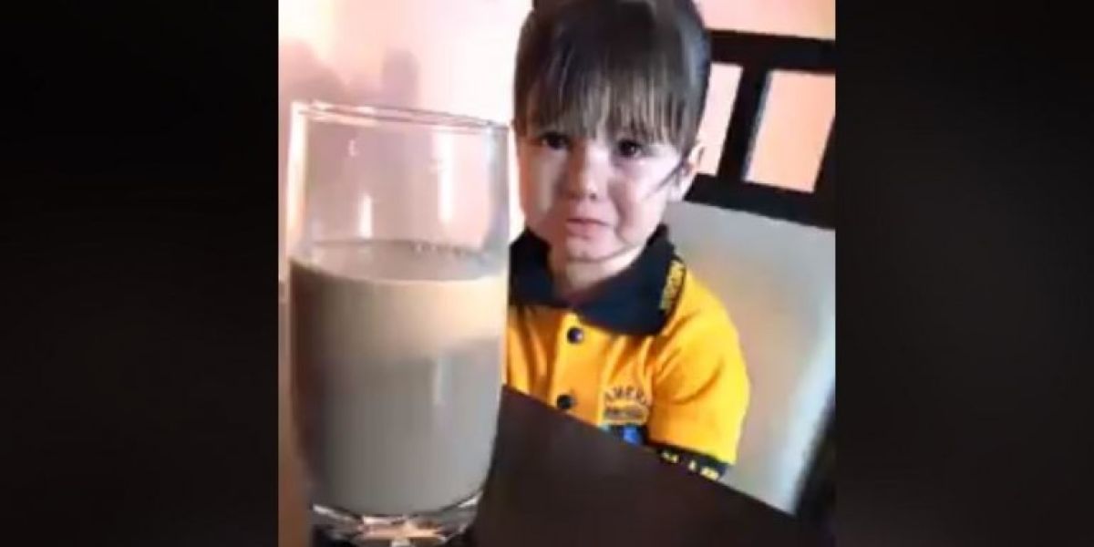 Una niña le dice a su madre que no quiere ir al colegio porque "está embarazada"