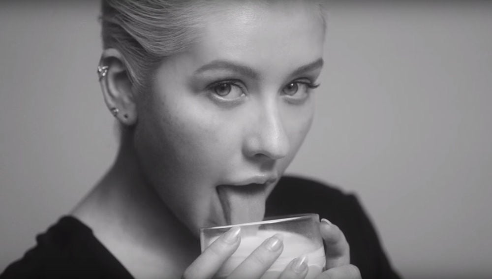 Christina Aguilera en el vídeo de 'Accelerate'