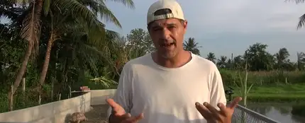 Frank Cuesta estalla contra Pedro Sánchez y piensa en votar a Vox a pesar de "ser de izquierdas de toda la vida" Frank Cuesta estalla contra Pedro Sánchez y piensa en votar a Vox a pesar de "ser de izquierdas de toda la vida"