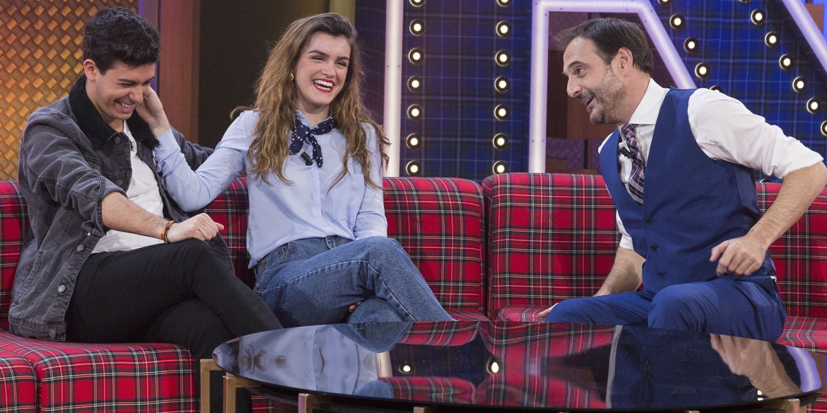 Roberto Vilar narra la historia de Amaia y Alfred en 42 segundos