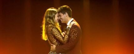 Amaia y Alfred en su actuaci&oacute;n en Eurovisi&oacute;n 2018