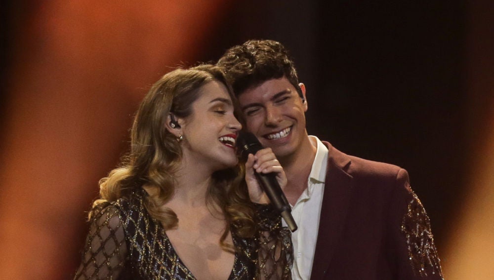Amaia y Alfred durante su actuación en Eurovisión 2018