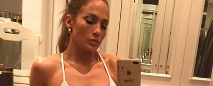 Jennifer Lopez después de entrenar Jennifer Lopez después de entrenar