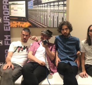 Los chicos de Vetusta Morla en Europa FM Los chicos de Vetusta Morla en Europa FM