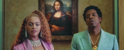 Beyoncé y Jay Z frente a la Mona Lisa en el vídeo de &#39;APESHIT&#39;
