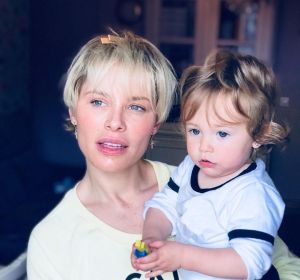 Soraya Arnelas con su hija Manuela Soraya Arnelas con su hija Manuela