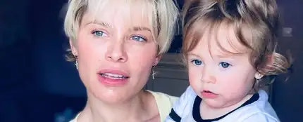Soraya Arnelas con su hija Manuela Soraya Arnelas con su hija Manuela